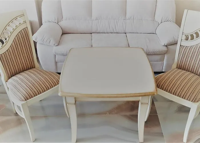 Хотел авеню *